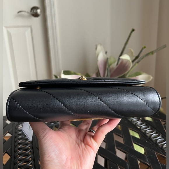 ❌SOLD❌NWT Kurt Geiger London Soho Leather Wallet On Chain - Picture 10 of 10